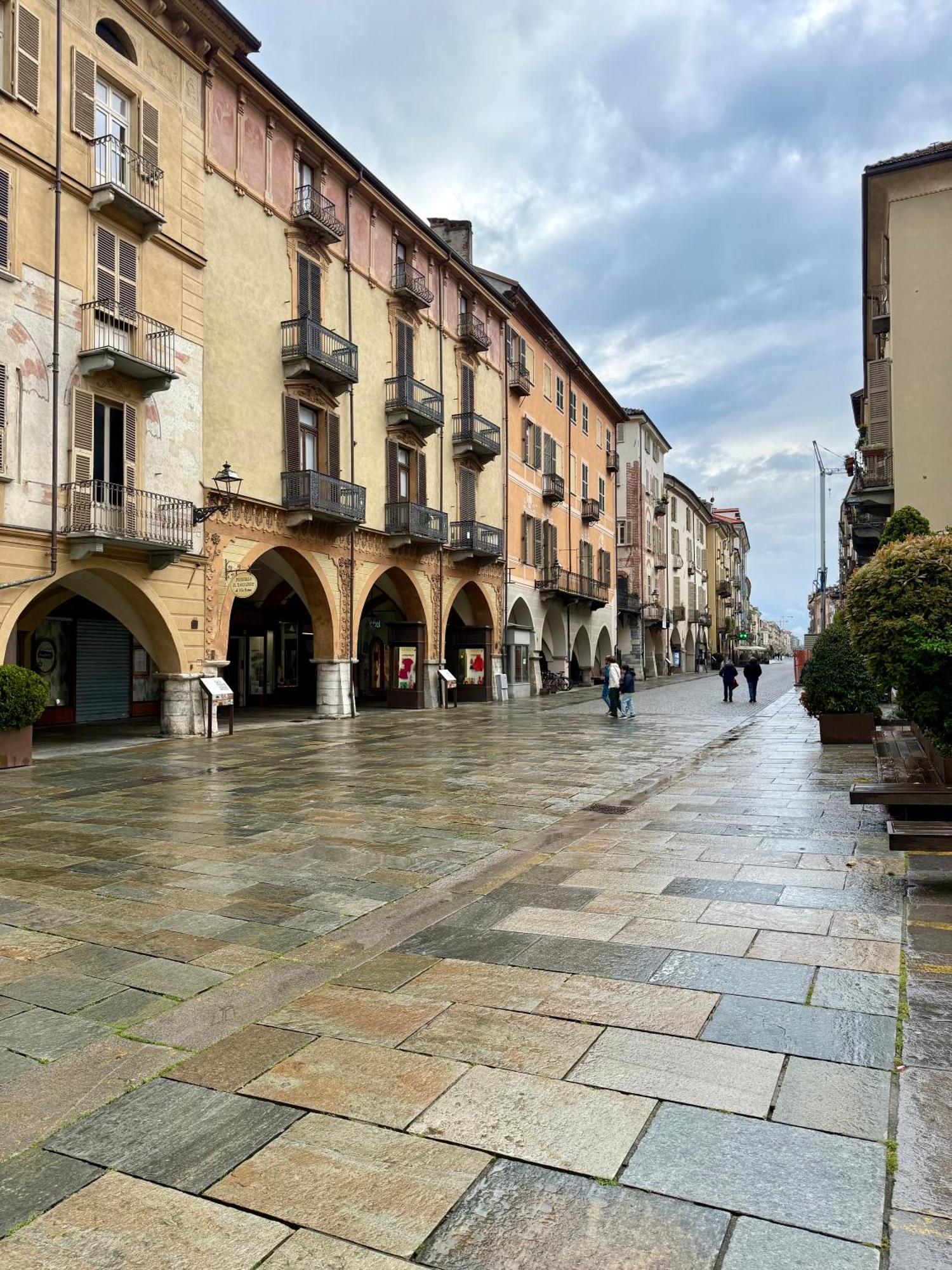 Ferienwohnung La Loggia Dei Conti Cuneo Exterior foto